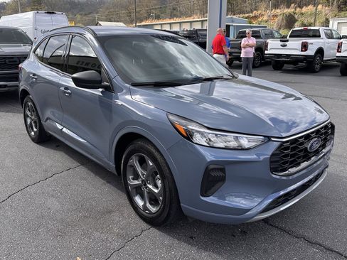 Used 2024 Ford Escape ST-Line w/ Tech Pack #1 image 4