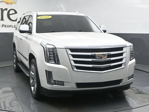 Used 2017 Cadillac Escalade Luxury AWD/4WD image 58