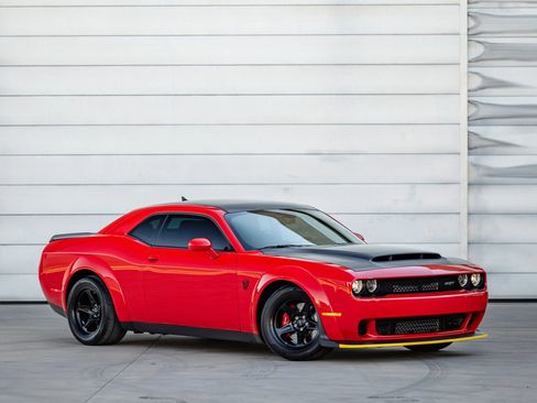 Used 2018 Dodge Challenger SRT Demon image 1