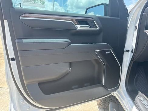 New 2025 Chevrolet Silverado 1500 RST image 32