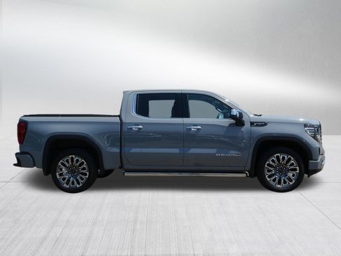 Used 2025 GMC Sierra 1500 Denali Ultimate AWD/4WD image 8