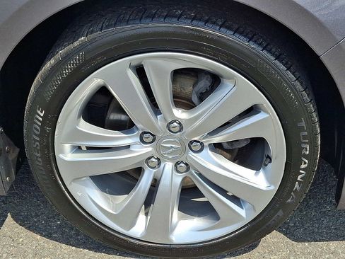 Used 2023 Acura TLX w/ Technology Package FWD image 9