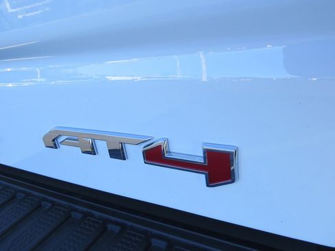 New 2025 GMC Sierra 1500 AT4 w/ AT4 Premium Package image 9