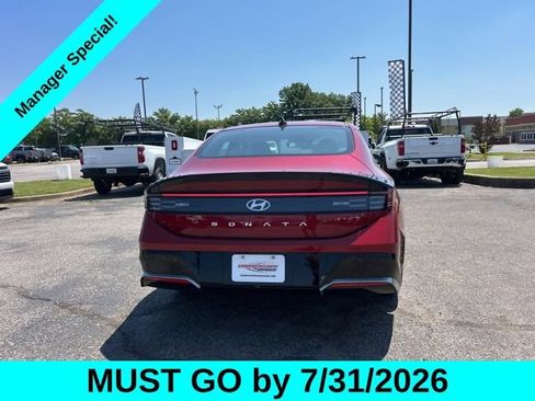 Used 2025 Hyundai Sonata SEL FWD image 4