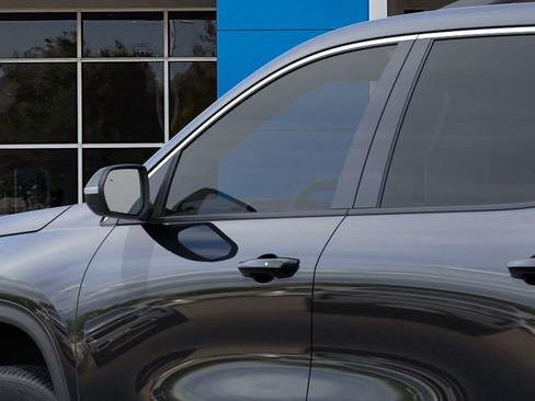 New 2026 Chevrolet Traverse LT w/ Driver Confidence Package FWD image 12