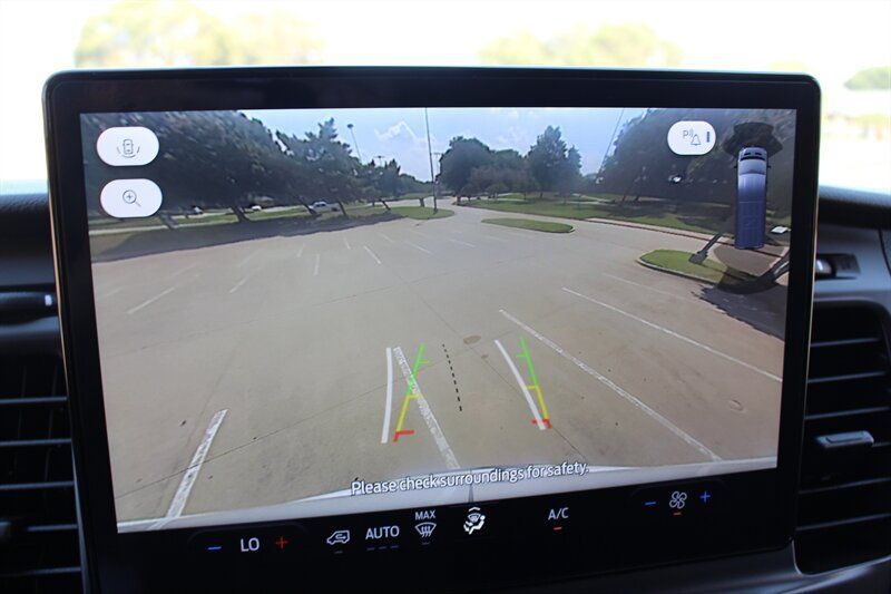 Used 2026 Ford Transit 250 148 Medium Roof RWD image 31