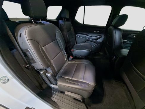 Used 2023 Chevrolet Traverse LT w/ LT Premium Package AWD/4WD image 30