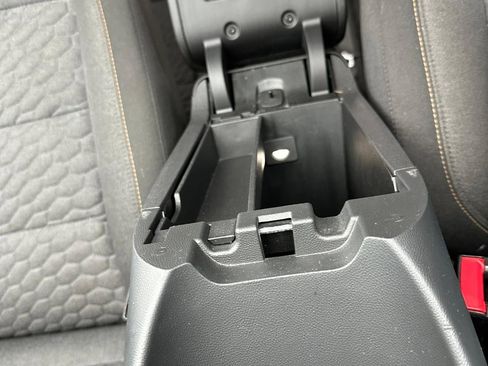 Used 2020 Chevrolet Equinox LT image 24