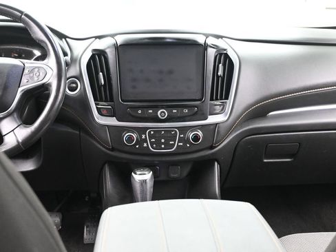 Used 2019 Chevrolet Traverse LT image 15