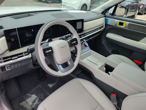 New 2025 Hyundai Santa Fe Calligraphy image 9