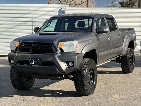Used 2014 Toyota Tacoma 4x4 Double Cab image 6