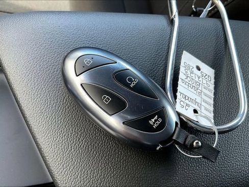 New 2025 Hyundai Elantra Sport image 29