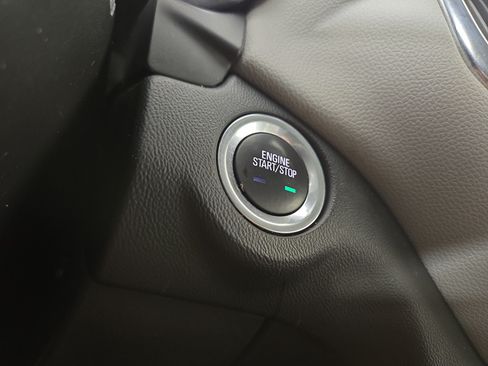 Certified 2022 Chevrolet Equinox LT AWD/4WD image 24