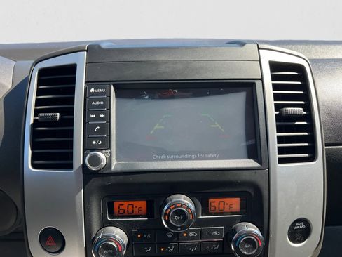 Used 2021 Nissan Frontier SV image 19