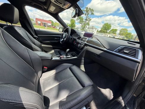 Used 2018 BMW 340i xDrive Sedan AWD/4WD image 14
