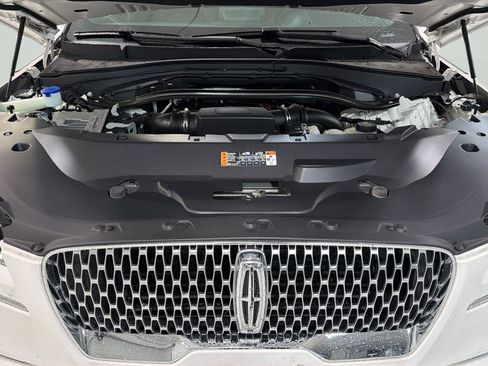 Used 2024 Lincoln Aviator Reserve w/ Elements Package Plus RWD image 28