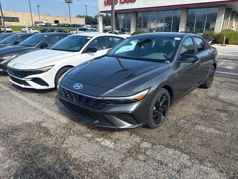 Certified 2026 Hyundai Elantra Sport FWD image 1