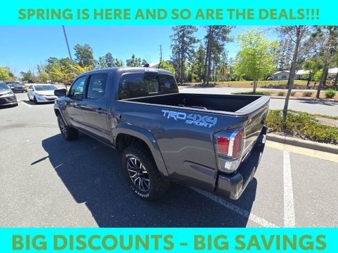 Used 2023 Toyota Tacoma TRD Sport w/ TRD Premium Sport Package image 6
