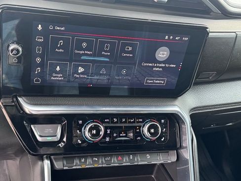 Used 2024 GMC Sierra 2500 Denali w/ Denali Reserve Package image 25