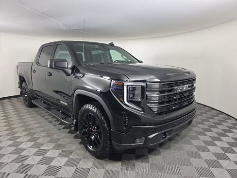 Used 2023 GMC Sierra 1500 Elevation AWD/4WD image 6