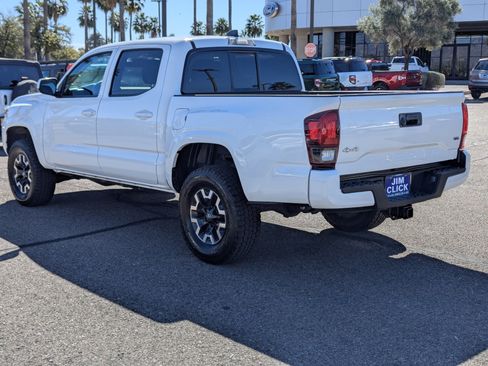 Used 2021 Toyota Tacoma SR image 4