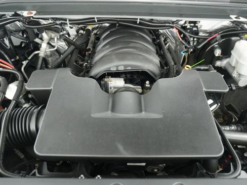 Used 2015 Chevrolet Tahoe 2WD image 23