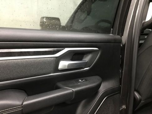 Used 2020 RAM 1500 Big Horn AWD/4WD image 11