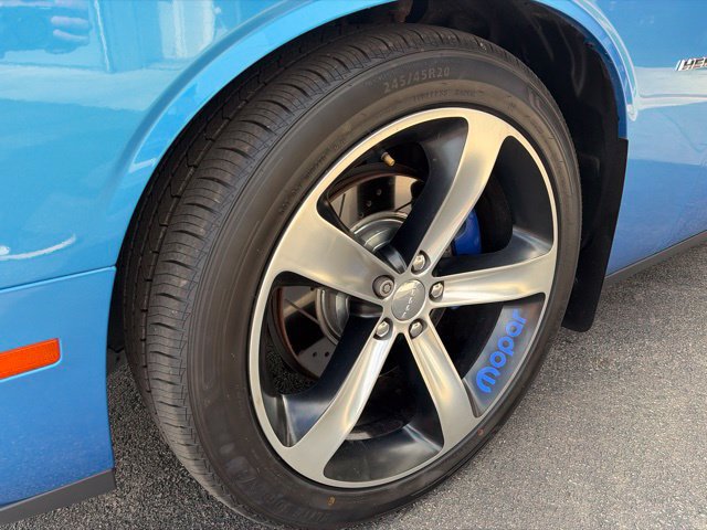 Used 2015 Dodge Challenger R/T RWD image 7