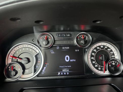 Used 2018 RAM 1500 Laramie image 20