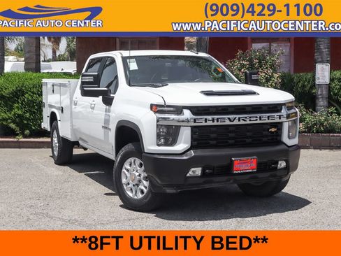 Used 2022 Chevrolet Silverado 2500 LT w/ Convenience Package AWD/4WD image 1