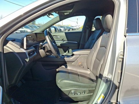 Certified 2025 Cadillac XT4 Premium Luxury AWD/4WD image 14