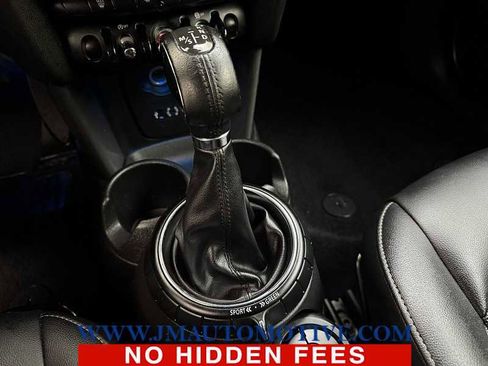 Used 2015 MINI Cooper 4-Door Hardtop image 29