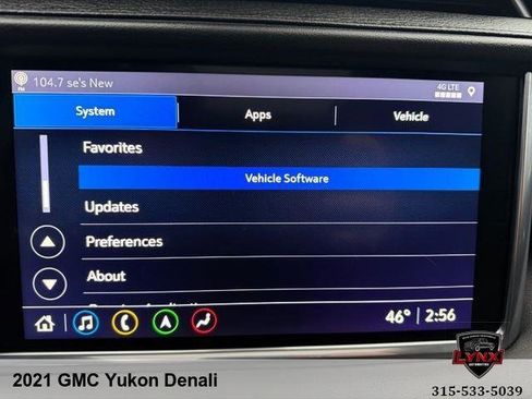 Used 2021 GMC Yukon Denali w/ Denali Premium Package image 29