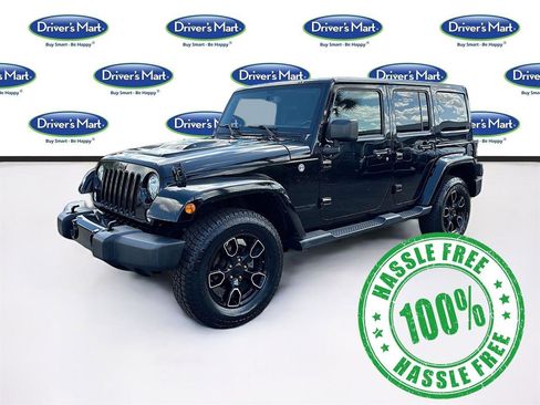 Used 2018 Jeep Wrangler Unlimited Sahara AWD/4WD image 3