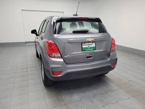 Used 2020 Chevrolet Trax LS FWD image 6