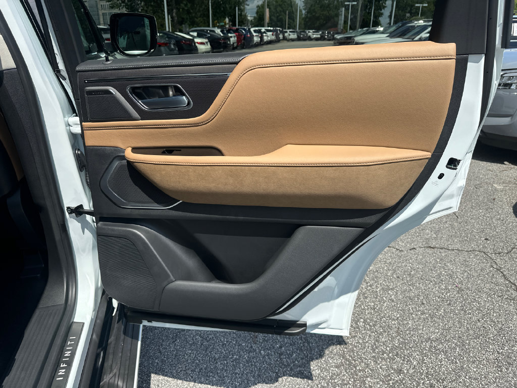 New 2027 INFINITI QX80 Luxe w/ Cargo Package RWD image 14