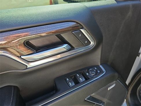 Used 2024 Chevrolet Silverado 1500 LT Trail Boss w/ LT Trail Boss Premium Package image 21