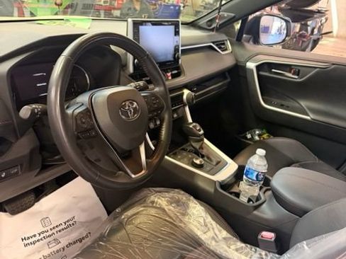 Used 2021 Toyota RAV4 XSE w/ Weather Package AWD/4WD image 9