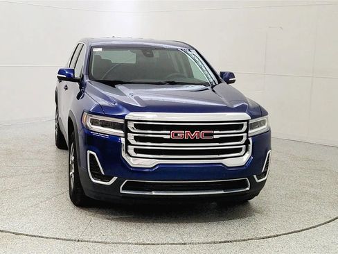 Used 2023 GMC Acadia SLE w/ LPO, Floor Liner Package image 2