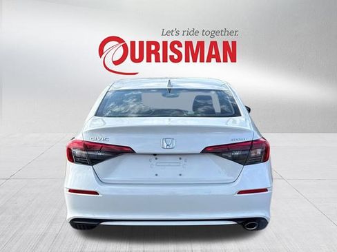 Used 2024 Honda Civic Sport image 3