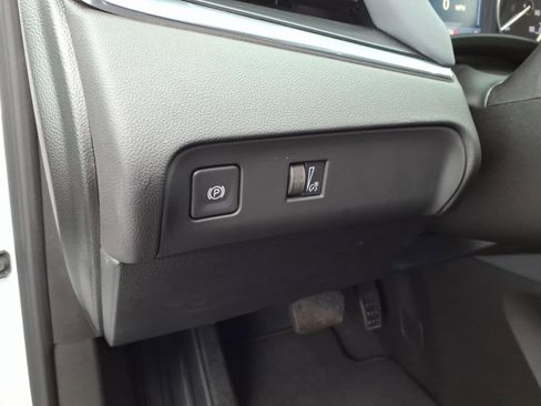 Certified 2024 Buick Enclave Essence image 24