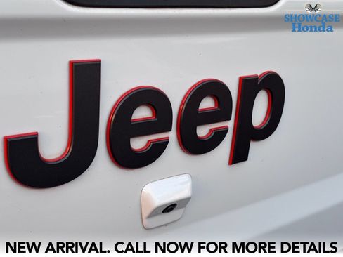 Used 2021 Jeep Gladiator Mojave AWD/4WD image 11