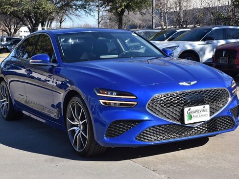 Used 2023 Genesis G70 3.3T image 4