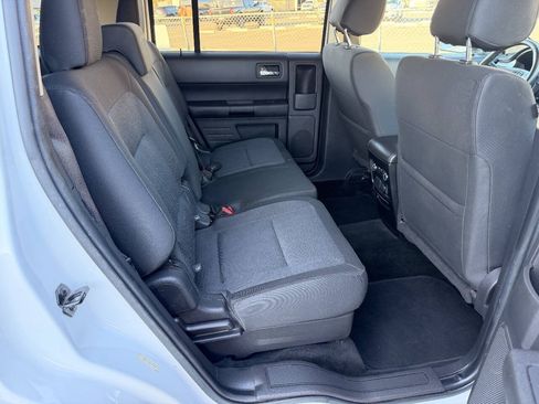 Used 2017 Ford Flex SE FWD image 34