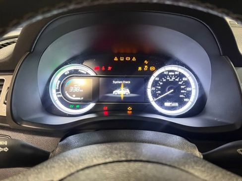 Used 2018 Kia Niro EX image 27