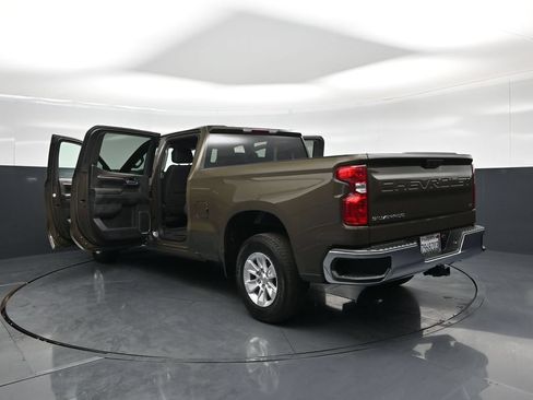 Used 2023 Chevrolet Silverado 1500 LT RWD image 32