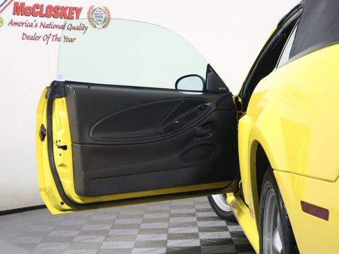 Used 2004 Ford Mustang GT image 35