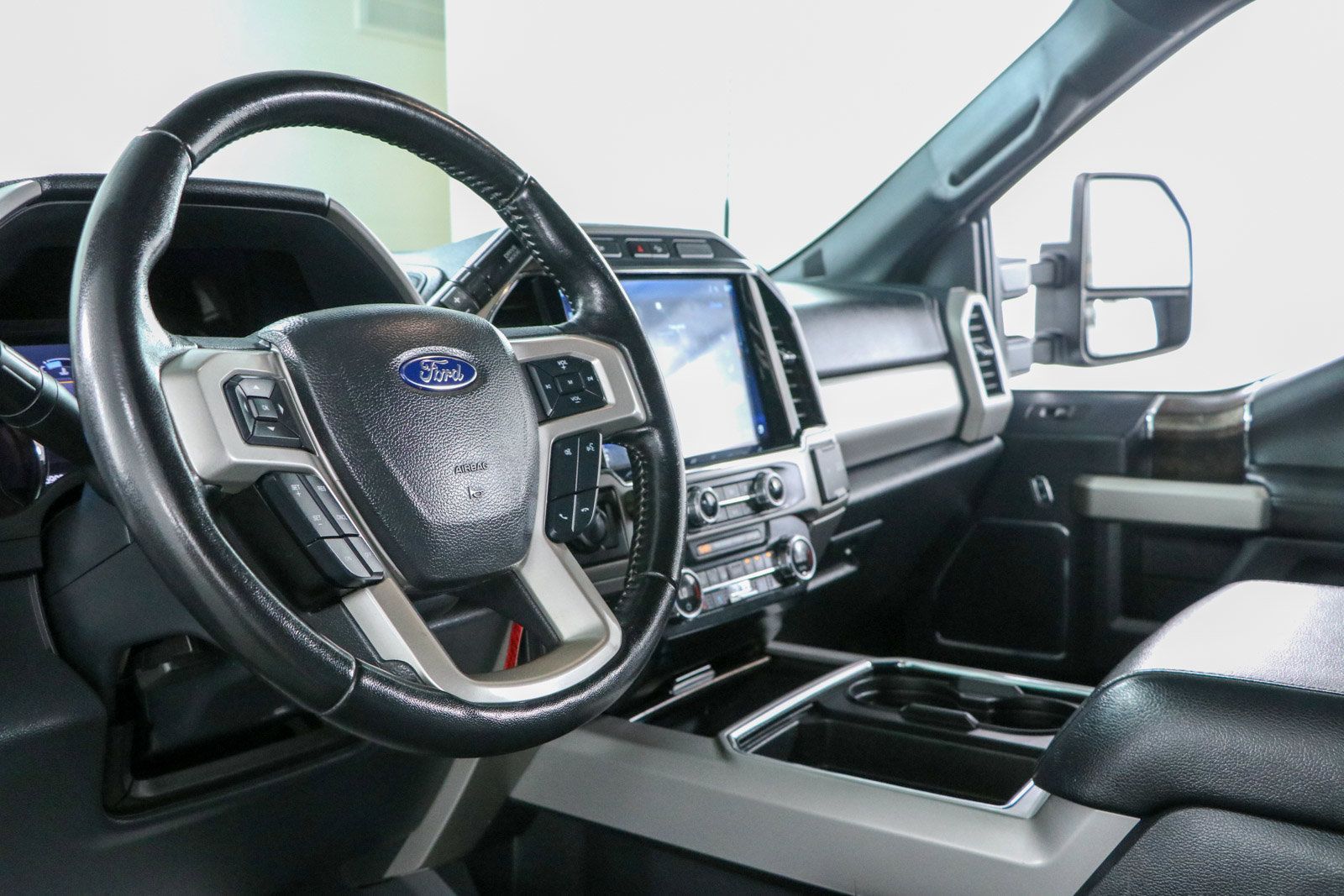 Used 2022 Ford F250 Lariat w/ Lariat Value Package AWD/4WD image 24