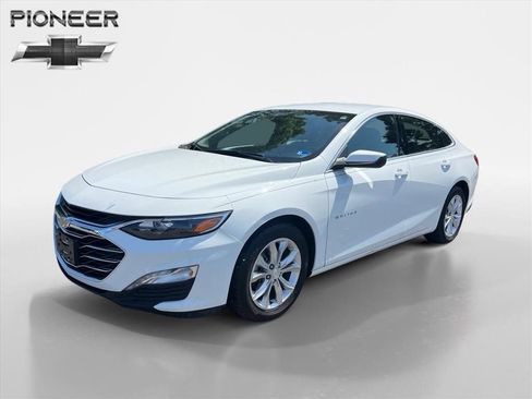 Used 2024 Chevrolet Malibu LT FWD image 1