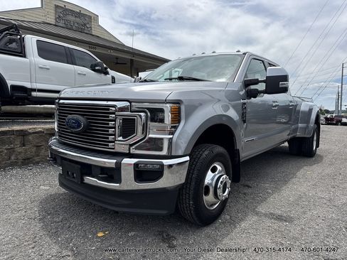 Used 2020 Ford F350 Lariat w/ Lariat Ultimate Package AWD/4WD image 2